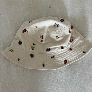 Madewell fruit bucket hat